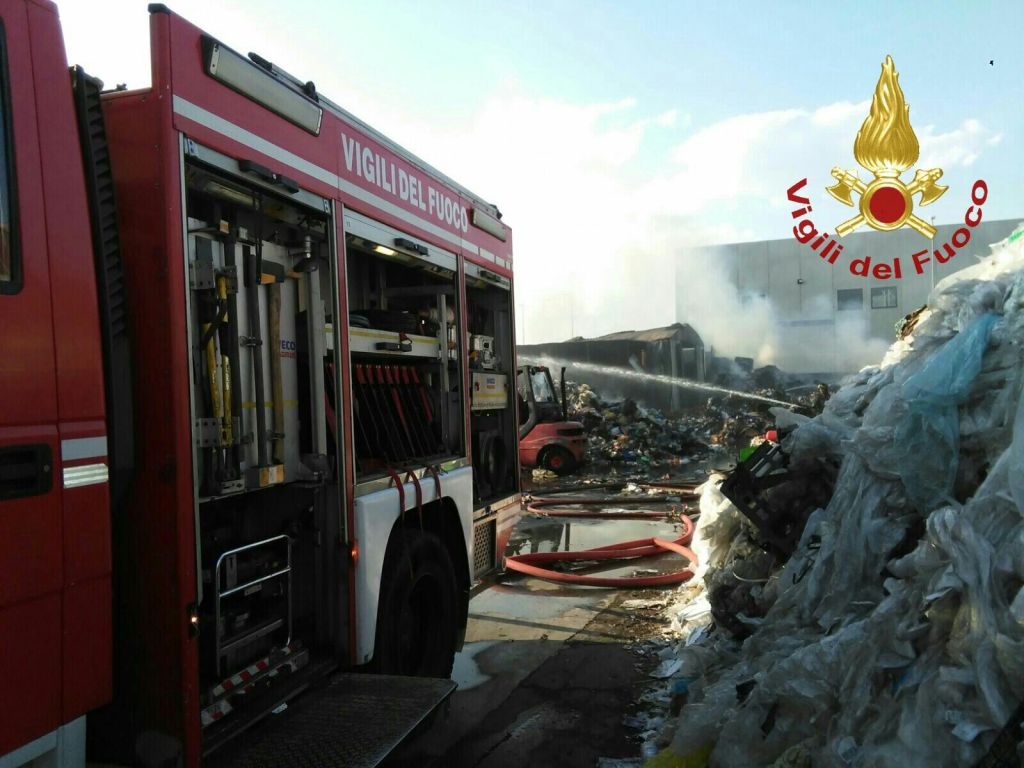 Incendi nel Palermitano