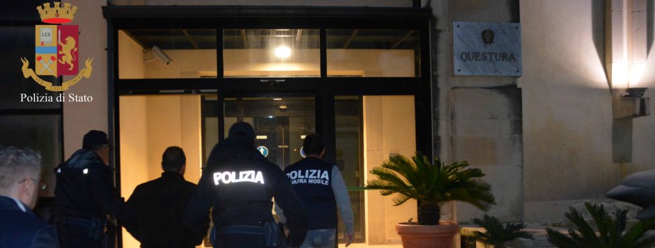 ARRESTO POLIZIA RAGUSA