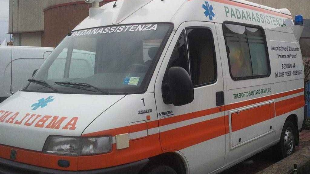 tragedia mare morto annegato