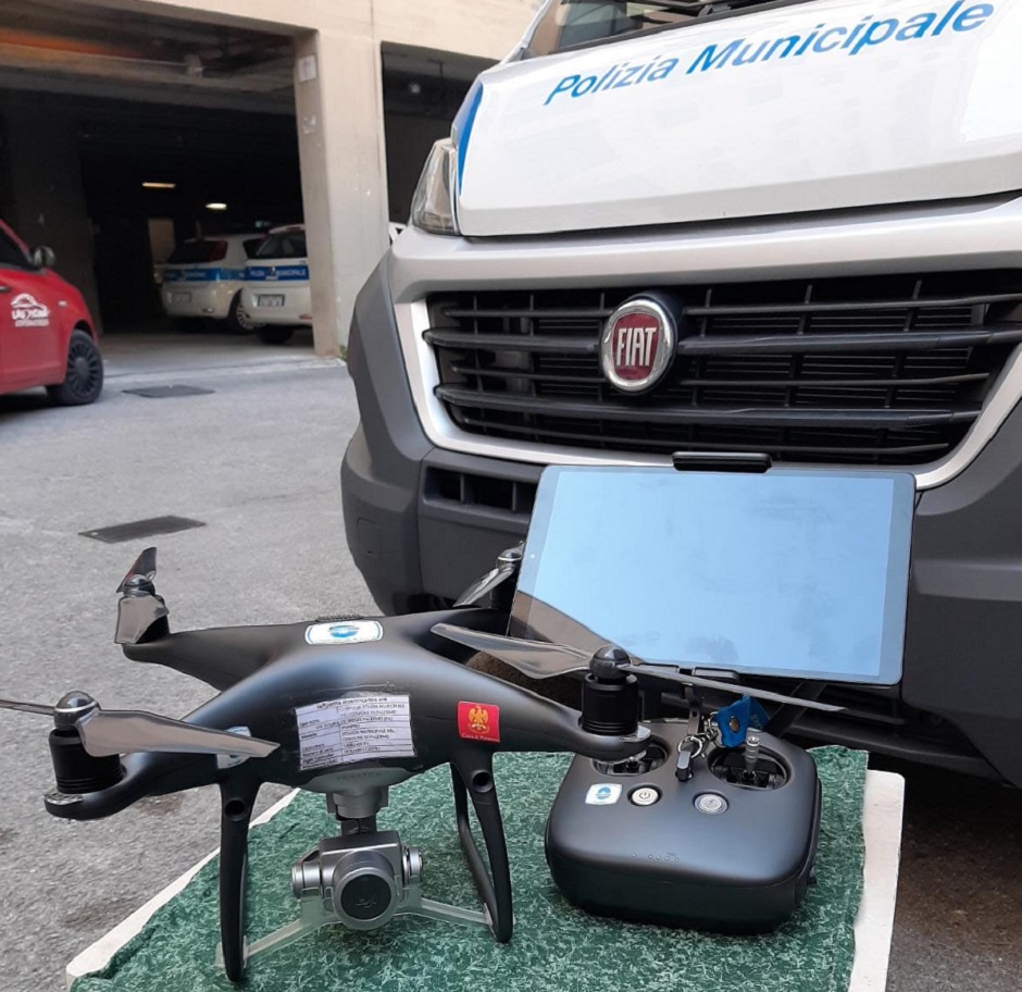 Tre droni della Polizia Municipale vigileranno da oggi su Palermo (VIDEO) -  BlogSicilia - Ultime notizie dalla Sicilia