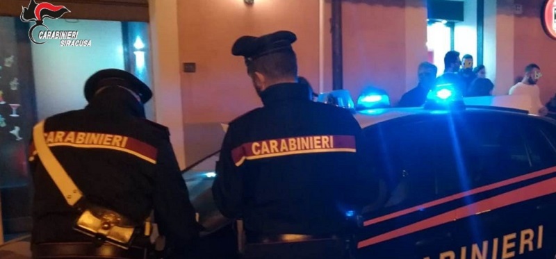 I carabinieri hanno arrestato un uomo per stalking