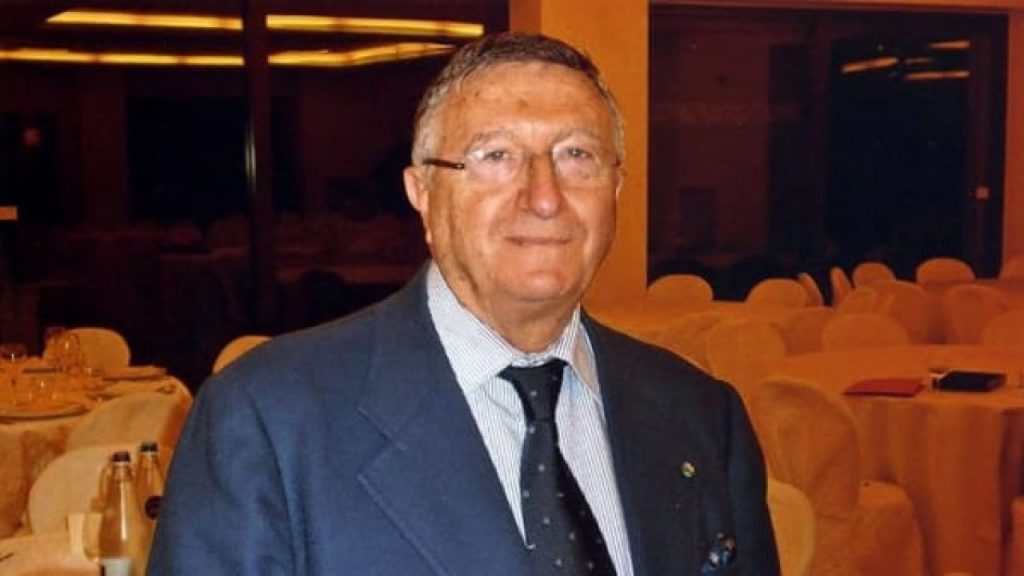 Giulio Tarro