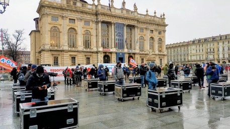 lavoratori dello spettacolo