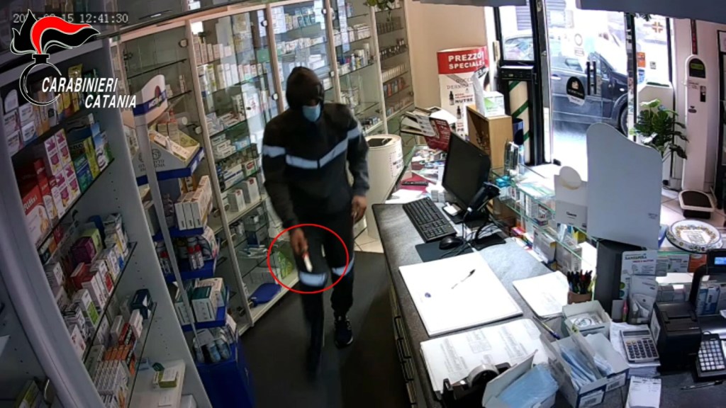 rapinatore banche commercianti rapine