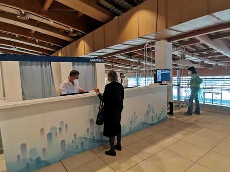 Ipotesi stabilizzazione per i precari di hub e ospedali