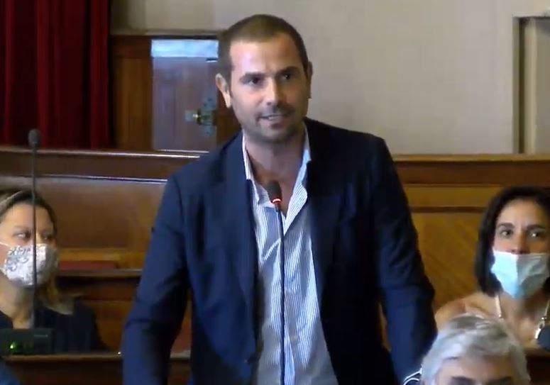 Fabrizio Ferrara, fratelli d'Italia