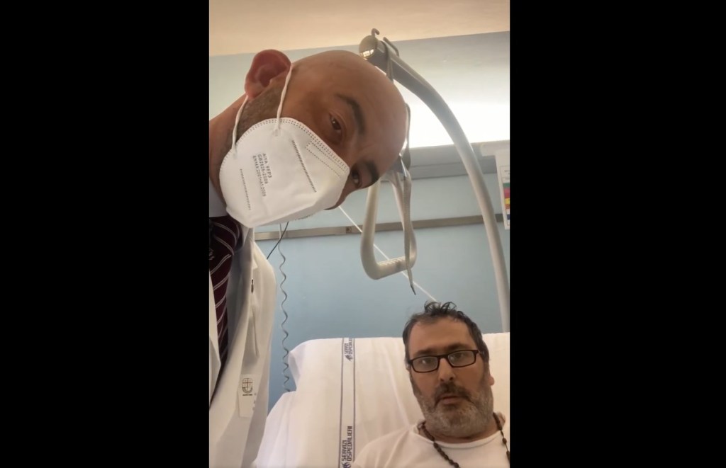 bassetti con paziente non vaccinato