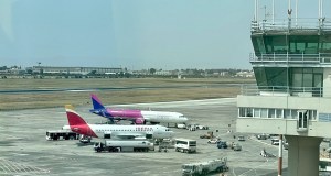L’Etna cala d’intensità e l’aeroporto Fontanarossa riapre, almeno per adesso