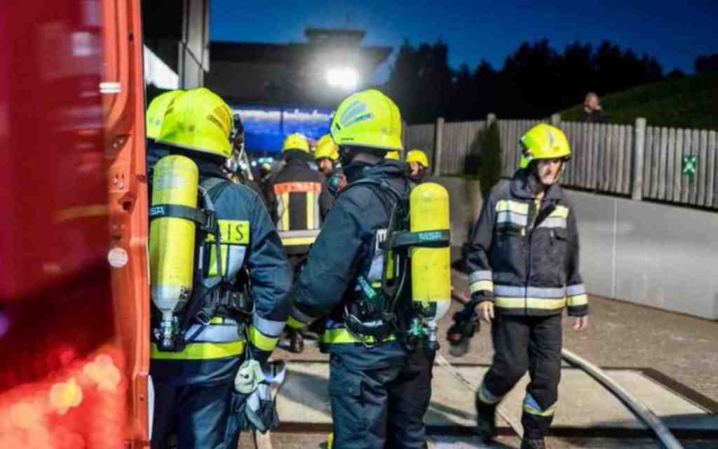 esplosione studio dentistico ospedaletto