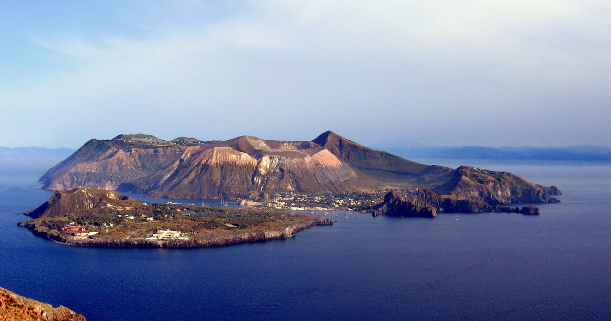 vulcano isola