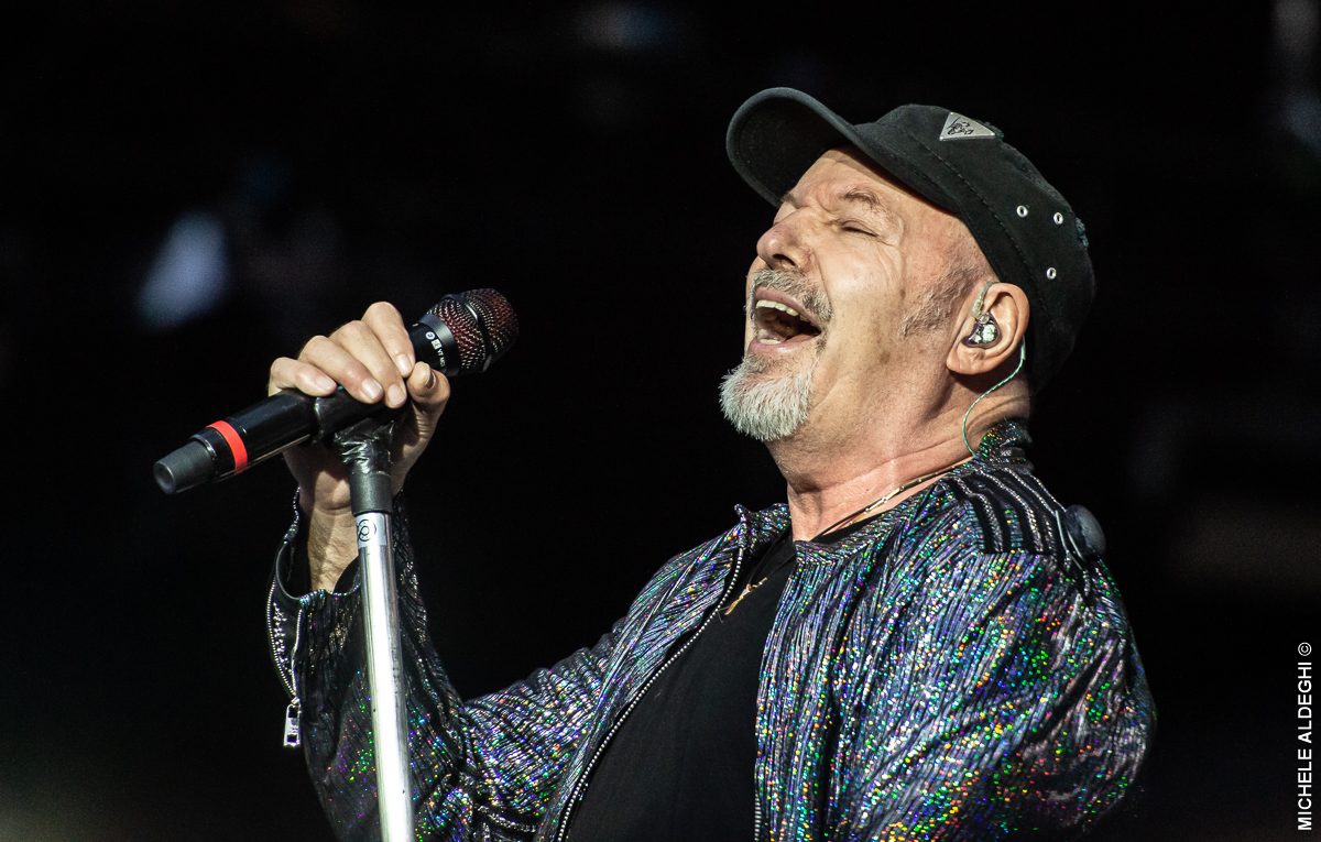 Albachiara Di Vasco Rossi In Latino L iniziativa Di Un Liceo Di Gela 