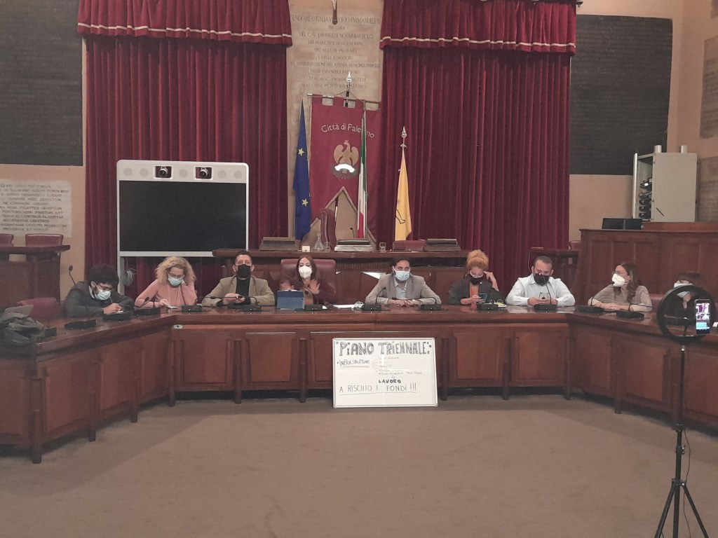 Palermo, Consiglio Comunale occupato