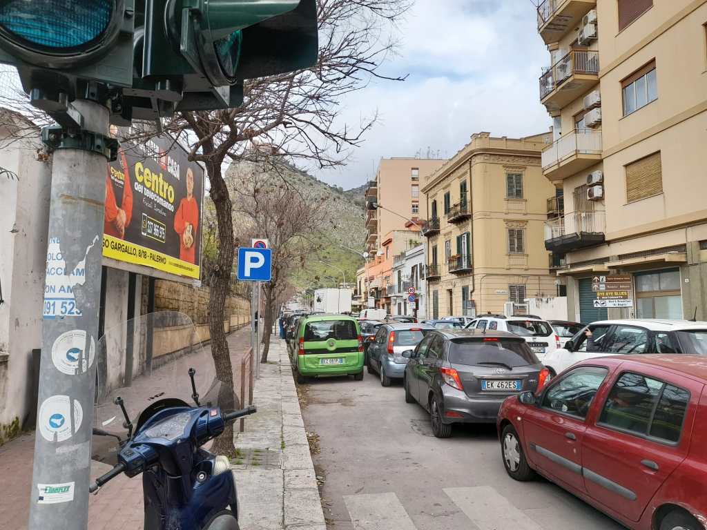 Caos Tamponi alla Fiera, Palermo