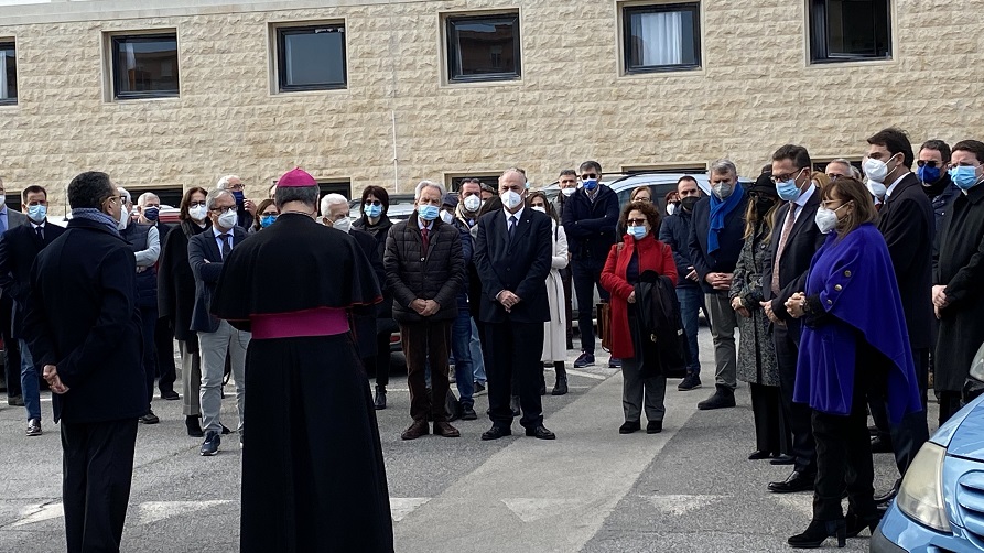 l'arcivescovo di Siracusa in tribunale