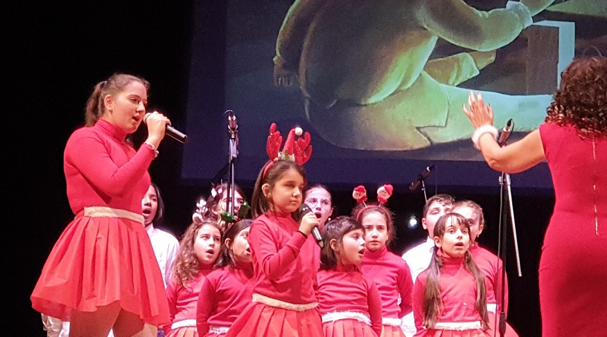 Il coro dei bambini al Teatro comunale di Siracusa
