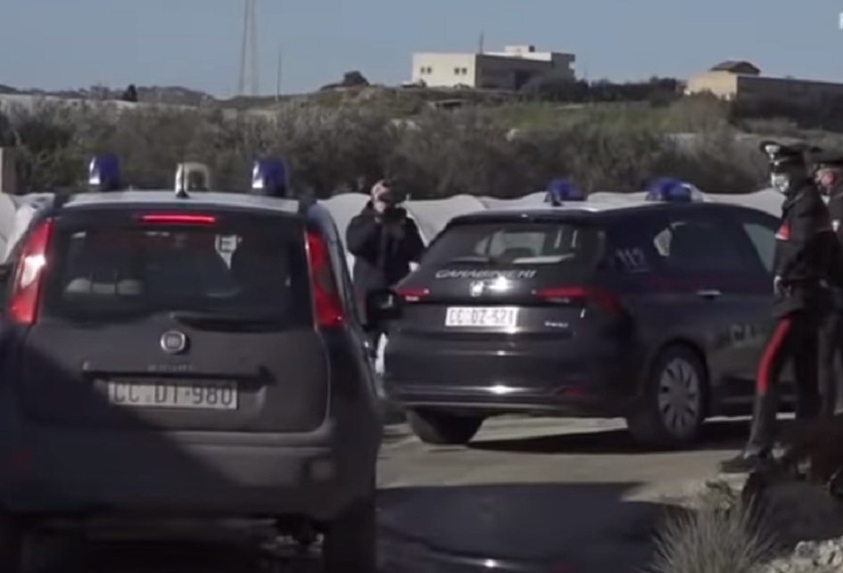 La vittima aveva una pistola in cassaforte