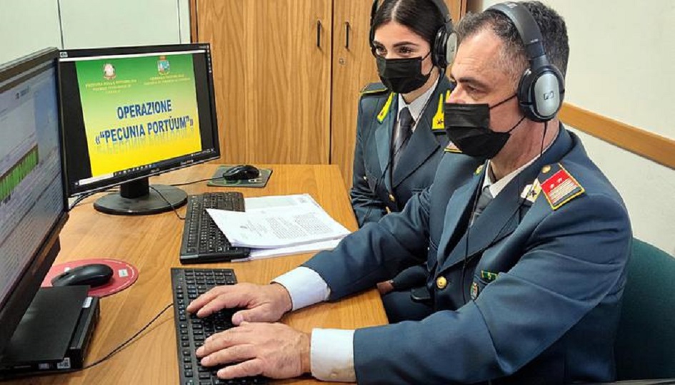 Indagini sui lavori al porto di Riposto