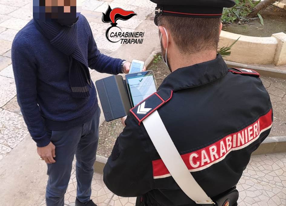 Controlli dei carabinieri per le norme anti covid19