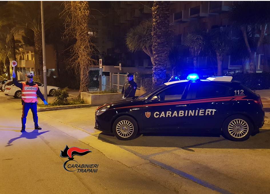 Rubano auto, indagini dei carabinieri
