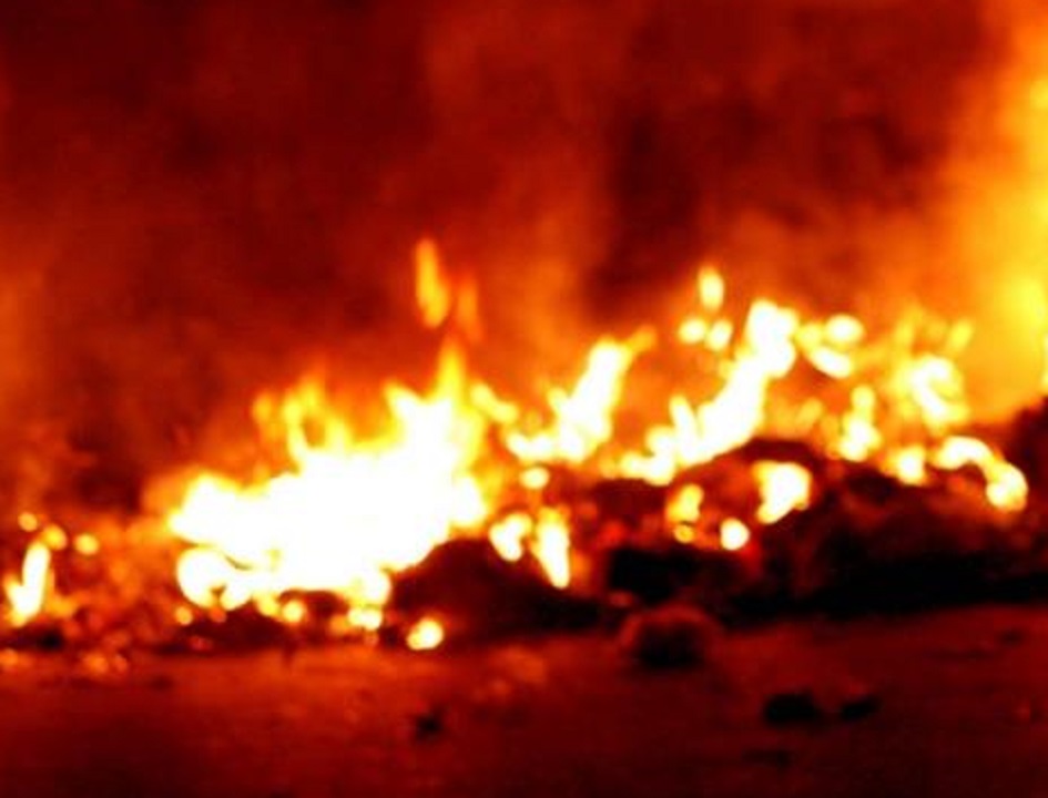 Ancora roghi di rifiuti allo Sperone