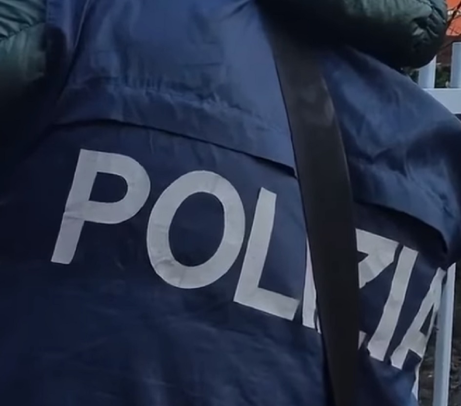 Polizia sventa un tentato furto