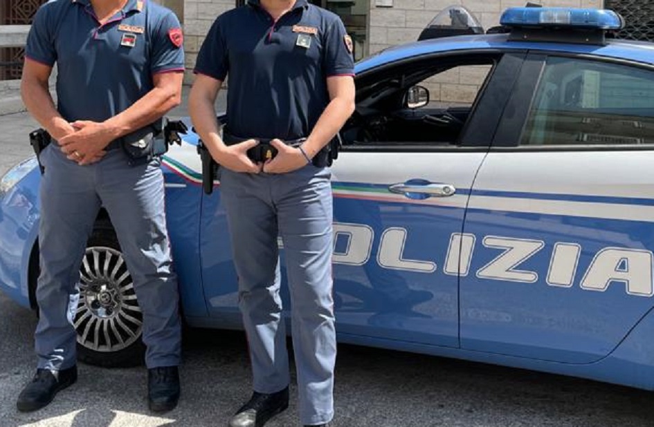 La polizia ferma i due finti boss