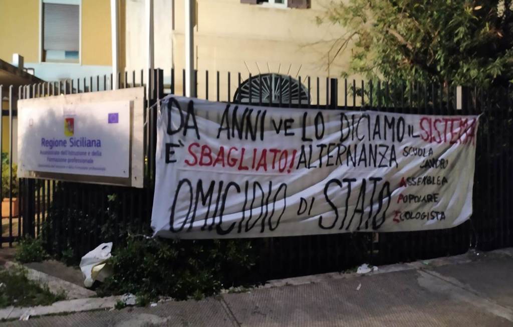 Protesta sull'alternanza scuola-lavoro a Palermo