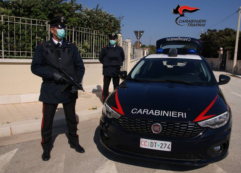 Scappa da comunità e i carabinieri lo ritrovano