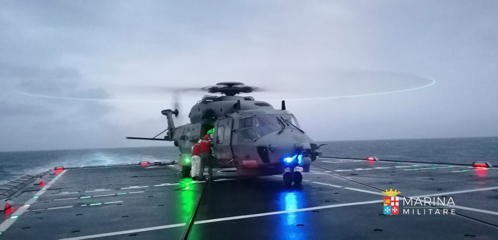 elicottero marina militare
