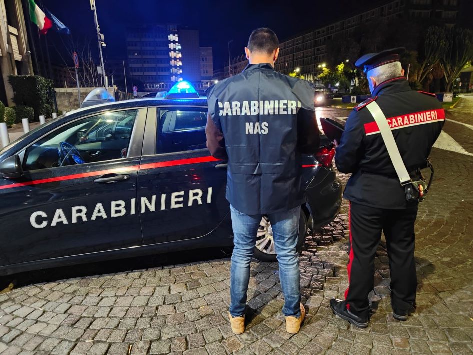 Tre discoteche chiuse per un giorno per violazioni al covid19