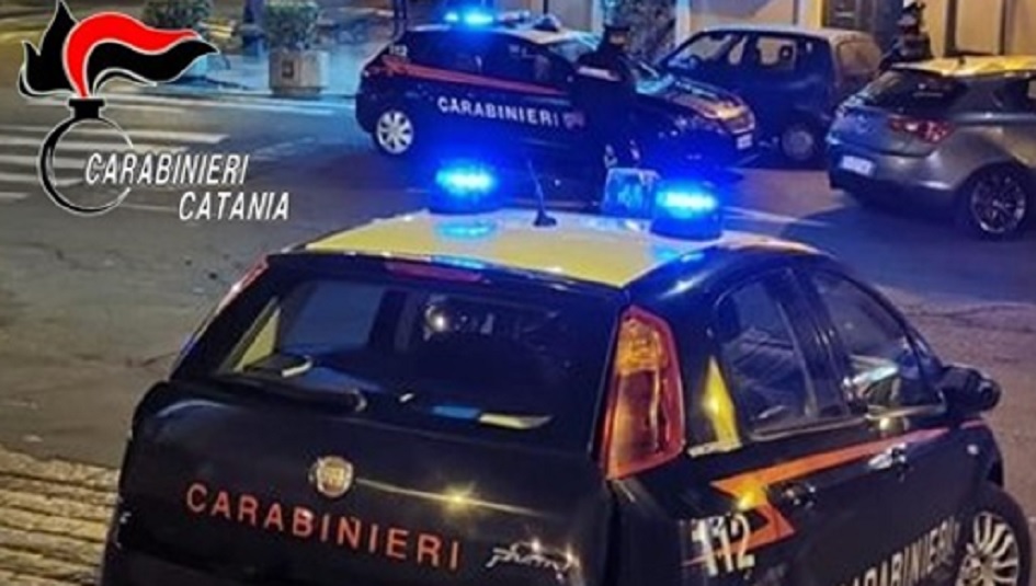 due arresti e una denuncia dei carabinieri di Giarre