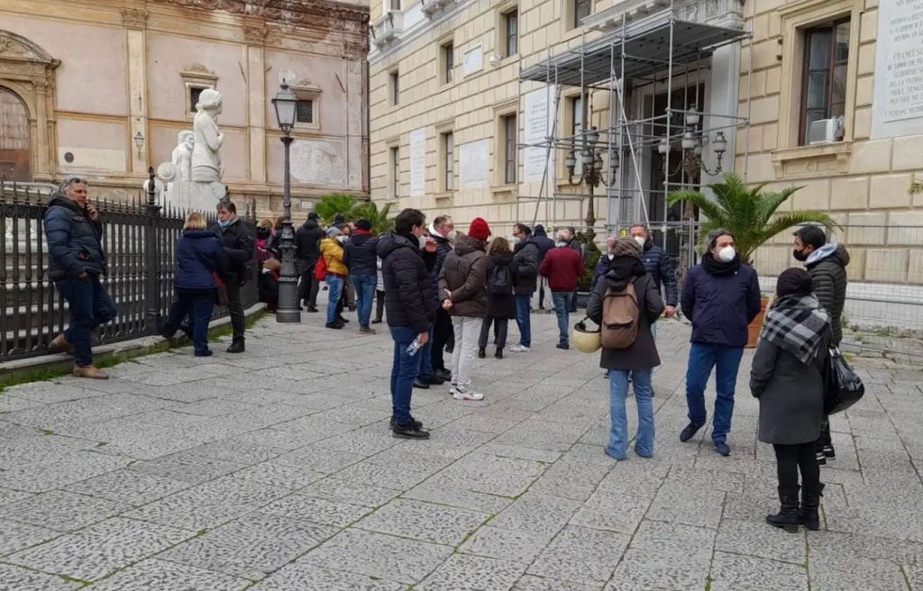 Protesta dipendenti comunali Palermo, piano di riequilibrio