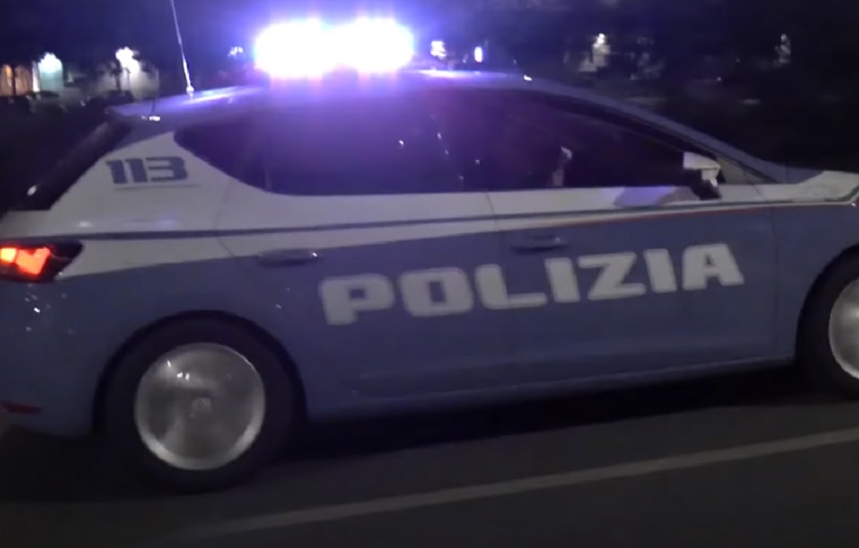 L'arresto della polizia per un raggiro ad un disabile psichico