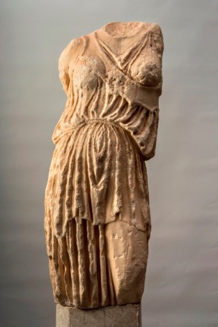 La statua di Atena che sarà esposta al Museo Salinas di Palermo 