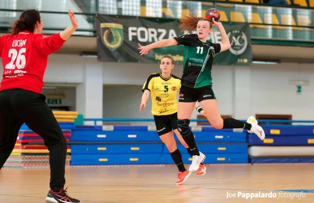 Giulia Losio Handball Erice