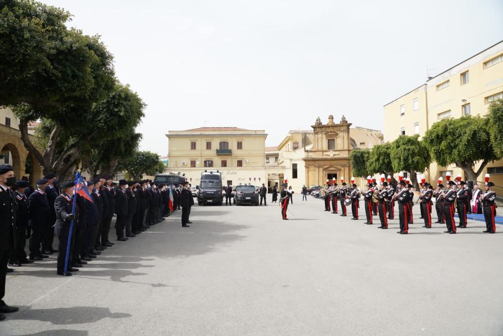 Attestati di benemerenza per il Reggimento carabinieri