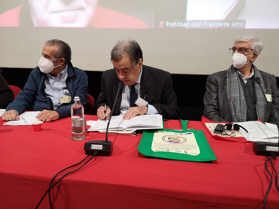 La firma del patto mediterraneo tra amministratori