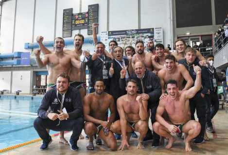 Telimar festeggia la vittoria nella finale di andata di Len Euro Cup per 9-7 sul Sabadell