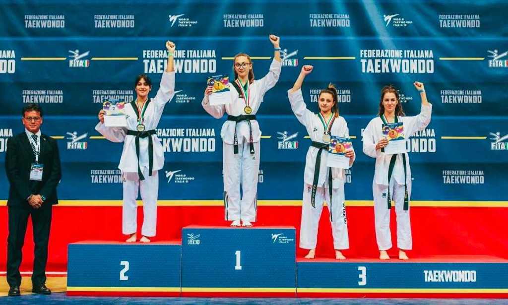 Anthea Mangione (Team Mangione) oro ai campionati italiani cadetti femminili di taekwondo a Genova