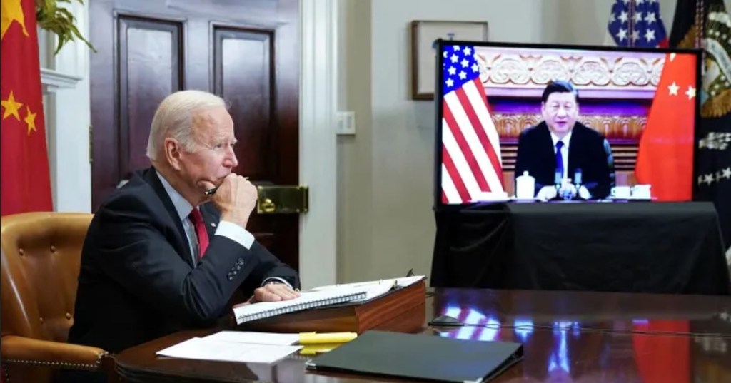 Joe Biden e Xi Jinping.
