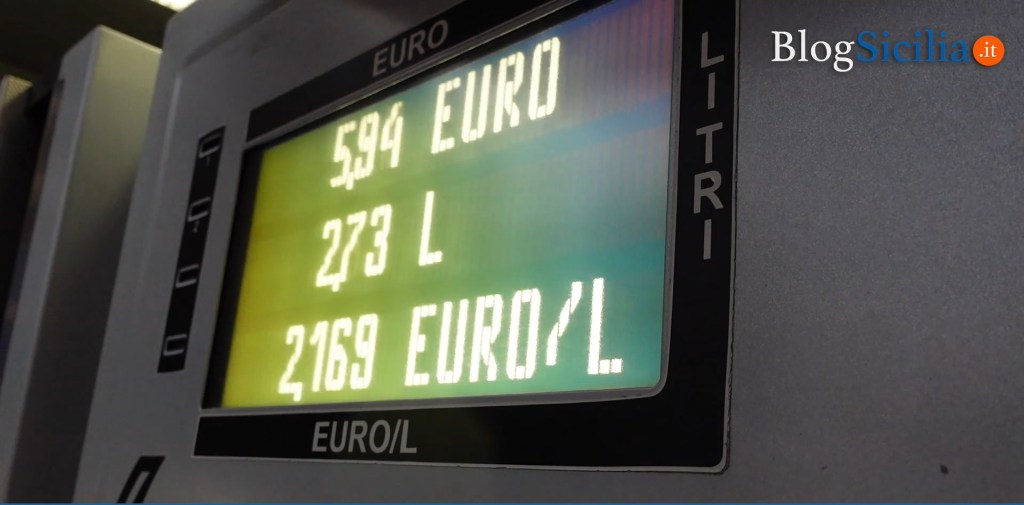 pompa di benzina