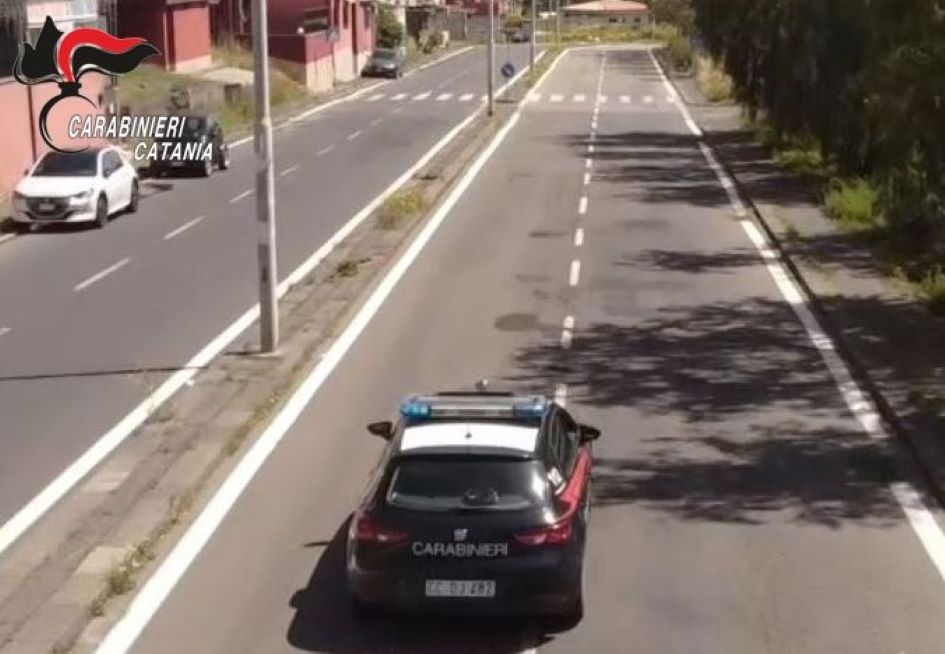 Arrestato pusher distratto