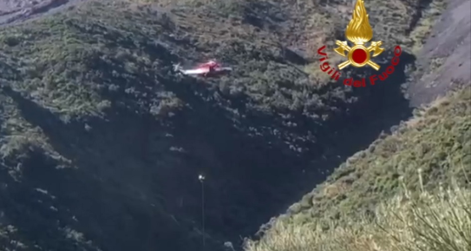 Salvato turista che cade in canalone