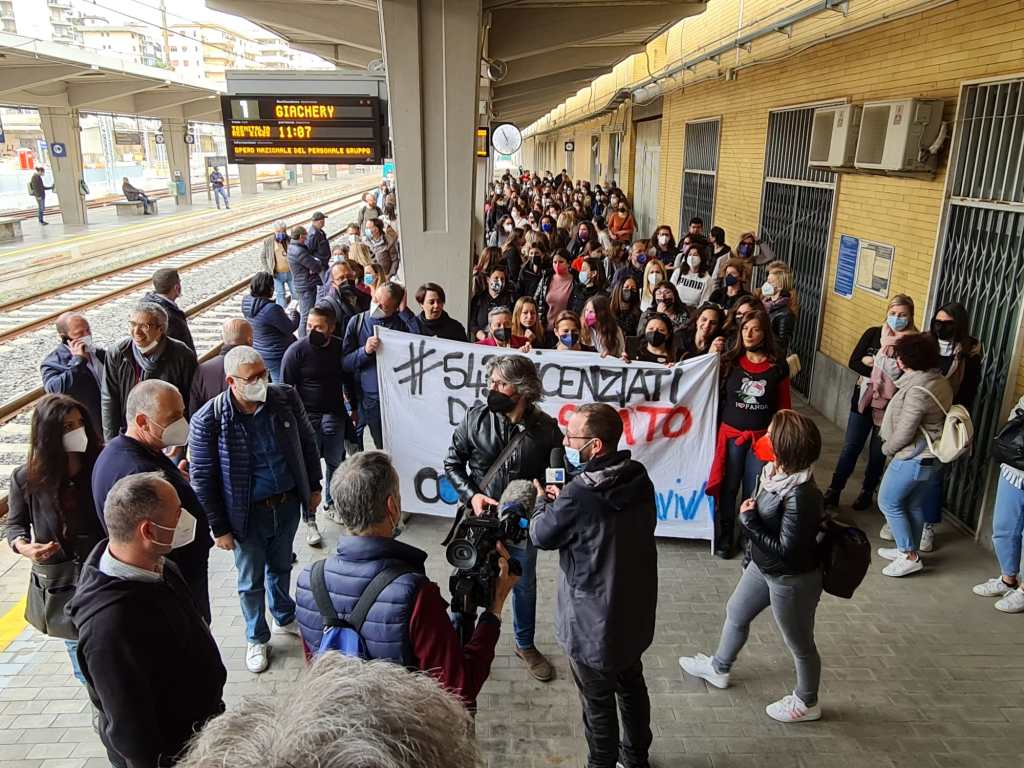 Almaviva protesta stazione Notarbartolo