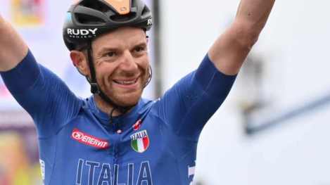 Damiano Caruso, primo sull'Etna nell'ultima tappa del Giro di Sicilia 2022
