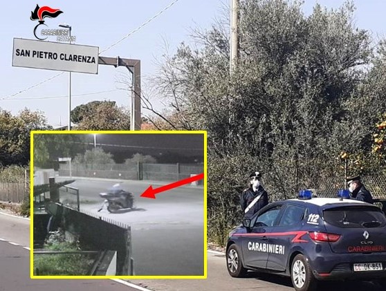 Ruba uno scooter ma viene incastrato dalla videosorveglianza, carabinieri lo denunciano
