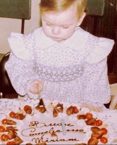 Miriam Leone ha pubblicato sui social una foto del suo primo compleanno