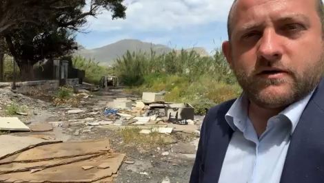 Antonino Randazzo allo Zen, rifiuti