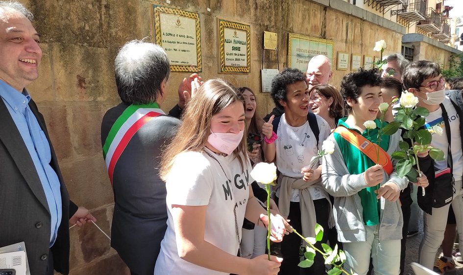 Targa scoperta al giardino dei giusti