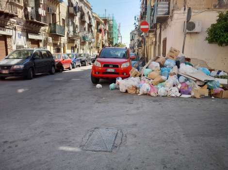Rifiuti a Borgovecchio, Palermo